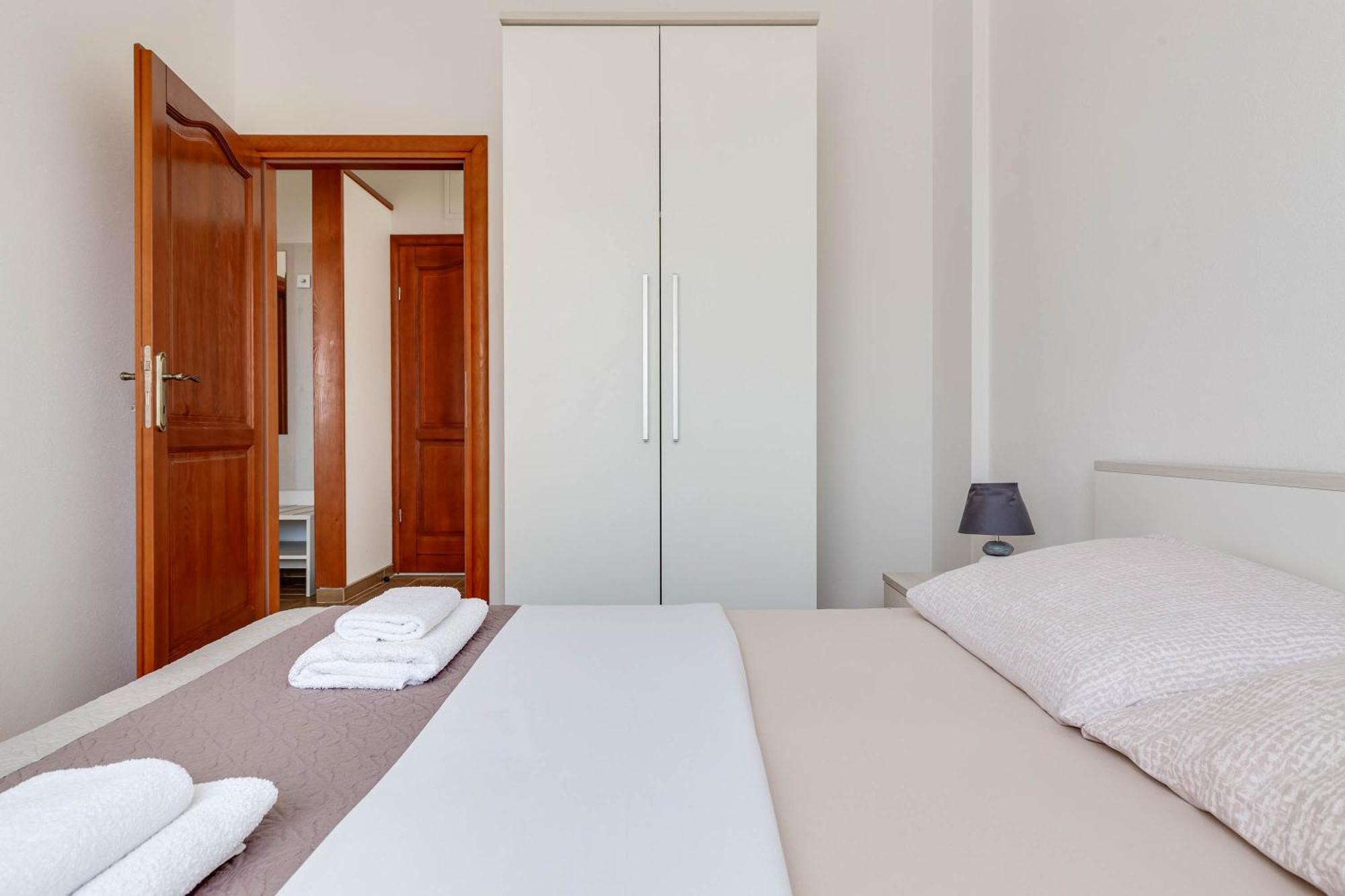 Apartmani Pocrnic Pakoštane Dış mekan fotoğraf