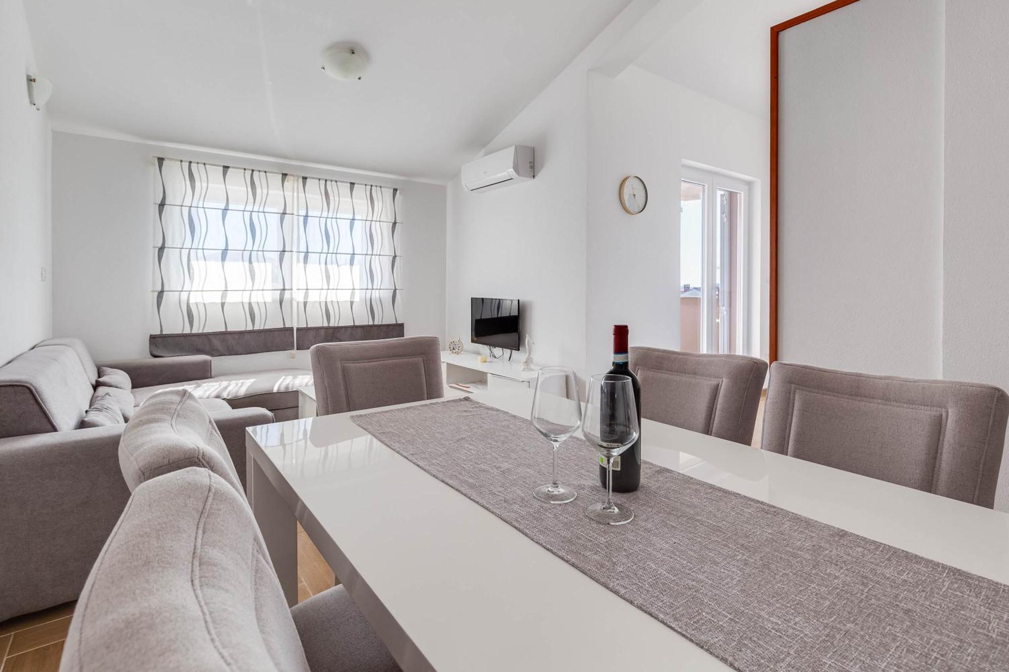 Apartmani Pocrnic Pakoštane Dış mekan fotoğraf