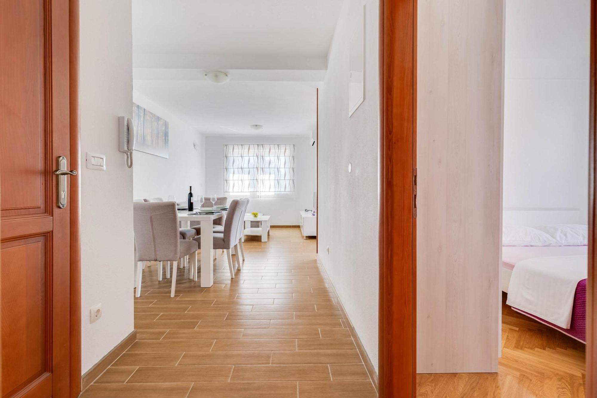 Apartmani Pocrnic Pakoštane Dış mekan fotoğraf